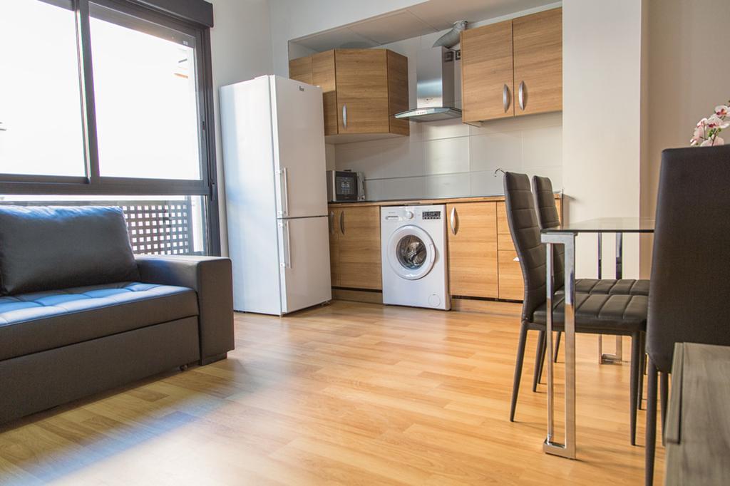 Apartamento Eursu Centro Con Piscina มาลากา ภายนอก รูปภาพ